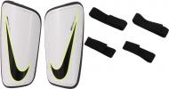 Щитки футбольные Nike Hard Shell Slip SP2101-100 р. M белый Щитки футбольные Nike Hard Shell Slip SP2101-100 р. M белый