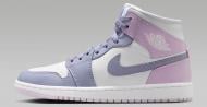 Кроссовки женские демисезонные Jordan AIR 1 MID BQ6472-510 р.40 разноцветные