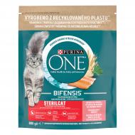 Корм сухий для дорослих стерилізованих котів ONE by Purina Sterilcat комплекс Bifensis з лососем та пшеницею 800 г