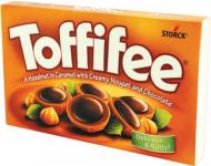 Цукерки Toffifee «Лісовий горіх в м'якій карамелі з кремовою нугою і шоколадом» 200 г (4014400900651)