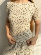 Футболка жіноча Twins у синю квіточку р.S молочний