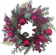 Вінок хвойний з червоними ягодами кулями листям d400 мм A3-56488