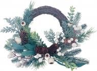 Венок декоративный хвойный с белыми ягодами листьями и шишками d400 мм A3-56215