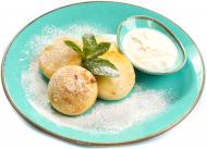 Сирники зі сметаною