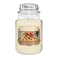 Свеча ароматическая Yankee Candle Belgian Waffles 623 г