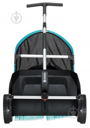 shetka dlya ulicy gardena dlya uborki listev s kolesami i kontejnerom