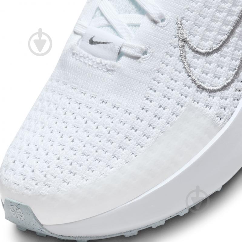 Кросівки жіночі Nike W INTERACT RUN FD2292-100 р.38 білі - фото 7