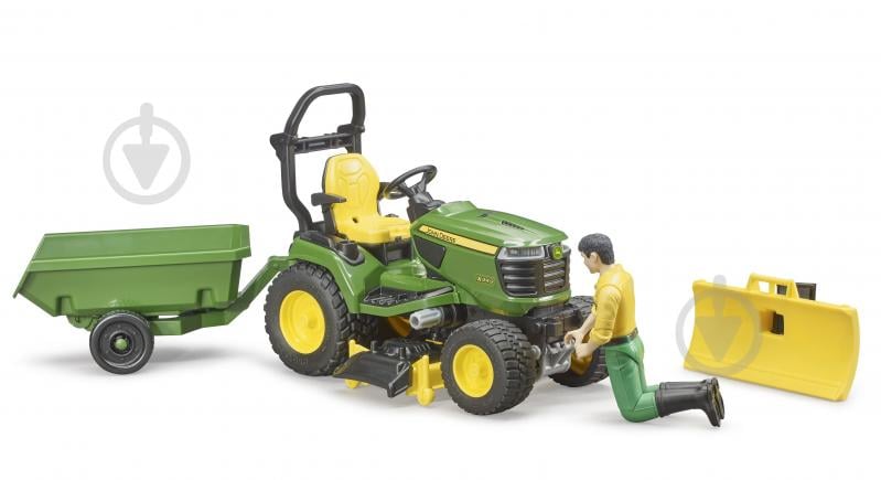 Игрушечный набор Bruder Садовый трактор John Deere с прицепом и фигуркой садовода 62104 - фото 6