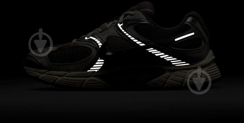 Кроссовки Nike V5 RNR HJ5228-200 р.47,5 - фото 11