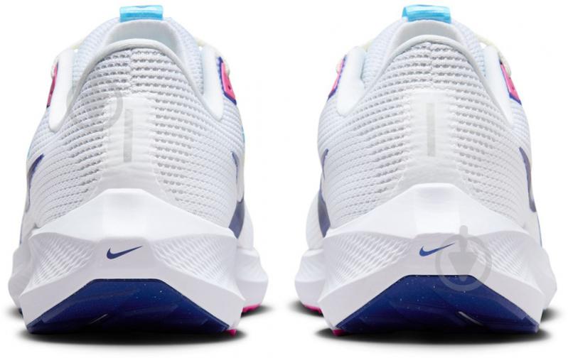 Кросівки чоловічі Nike AIR ZOOM PEGASUS 40 DV3853-105 р.42,5 білі - фото 6