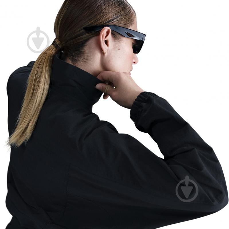 Ветровка Nike W NSW EVRTHNG WVN RPL UV JKT HJ0999-010 р.XS - фото 5 Ветровка Nike W NSW EVRTHNG WVN RPL UV JKT HJ0999-010 р.XS - фото 5