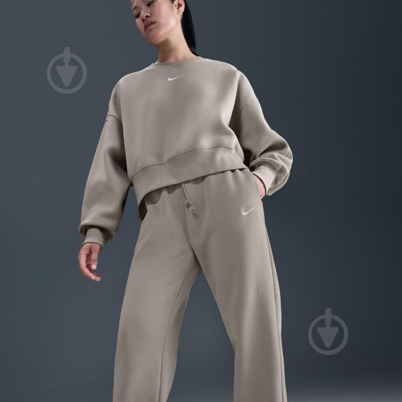 Штани Nike W NSW PHNX FLC HR OS PANT 2 FZ5996-009 р. XS бежевий - фото 8 Штани Nike W NSW PHNX FLC HR OS PANT 2 FZ5996-009 р. XS бежевий - фото 8