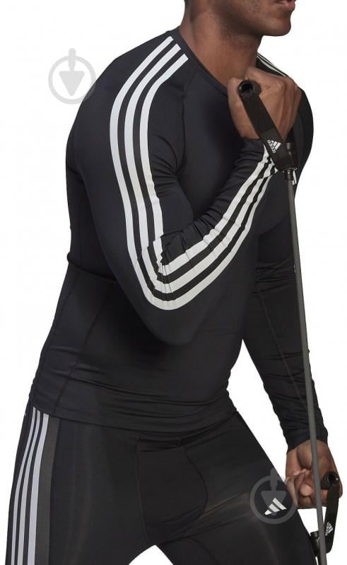 Футболка мужская Adidas Techfit HD3532 р.S черный - фото 2