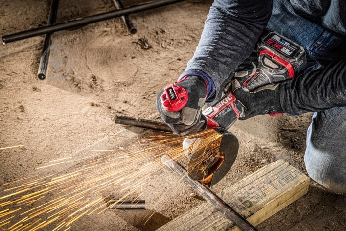 Болгарка (кутова шліфмашина) SKIL 3930 CB XP - фото 5 Болгарка (кутова шліфмашина) SKIL 3930 CB XP - фото 5