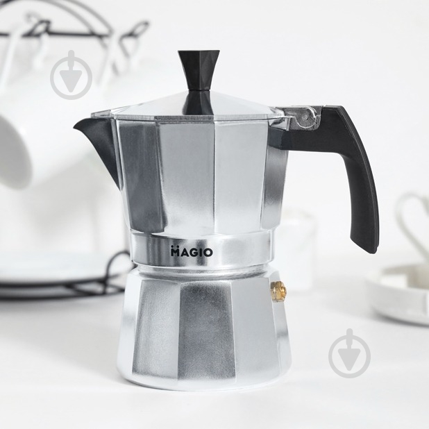 Кофеварка гейзерная Magio MG-1002 - фото 4