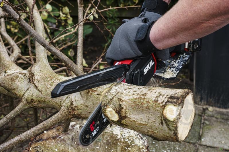 Аккумуляторная пила цепная SKIL 0512 АA - фото 3