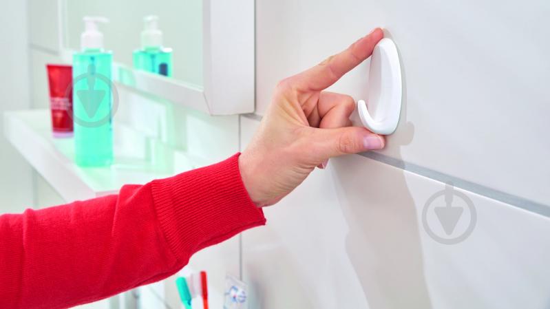 Крючки TESA пластиковые овальные L под плитку/металл Powerstrips® 2 кг 2 шт белые - фото 2 Крючки TESA пластиковые овальные L под плитку/металл Powerstrips® 2 кг 2 шт белые - фото 2
