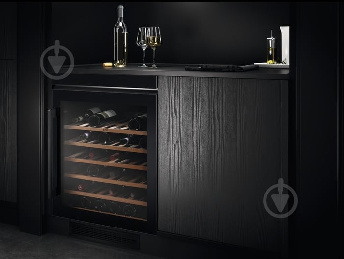 Винна шафа AEG AWUS052B5B - фото 6 Винна шафа AEG AWUS052B5B - фото 6