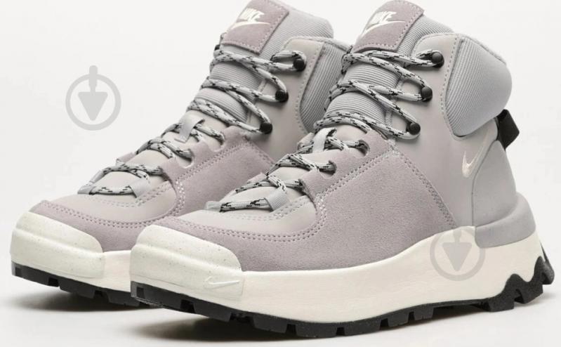 Кросівки жіночі зимові Nike City Classic Boot DQ5601-002 р.38,5 сірі - фото 1