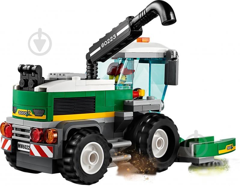 Конструктор LEGO City Транспортировщик для комбайнов 60223 - фото 5