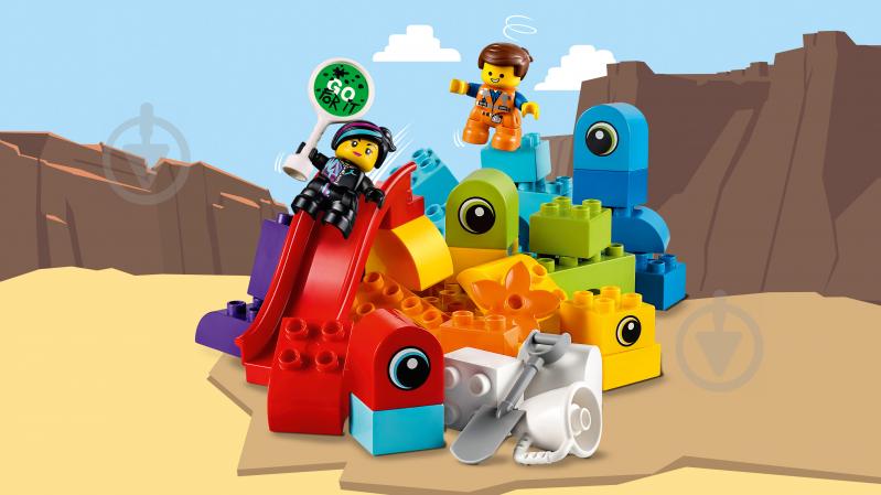 Конструктор LEGO DUPLO Гості Еммета та Люсі з планети 10895 - фото 16