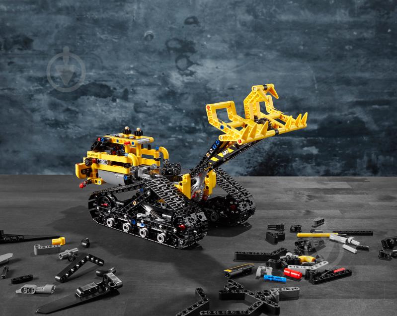 Конструктор LEGO Technic Гусеничный погрузчик 42094 - фото 28