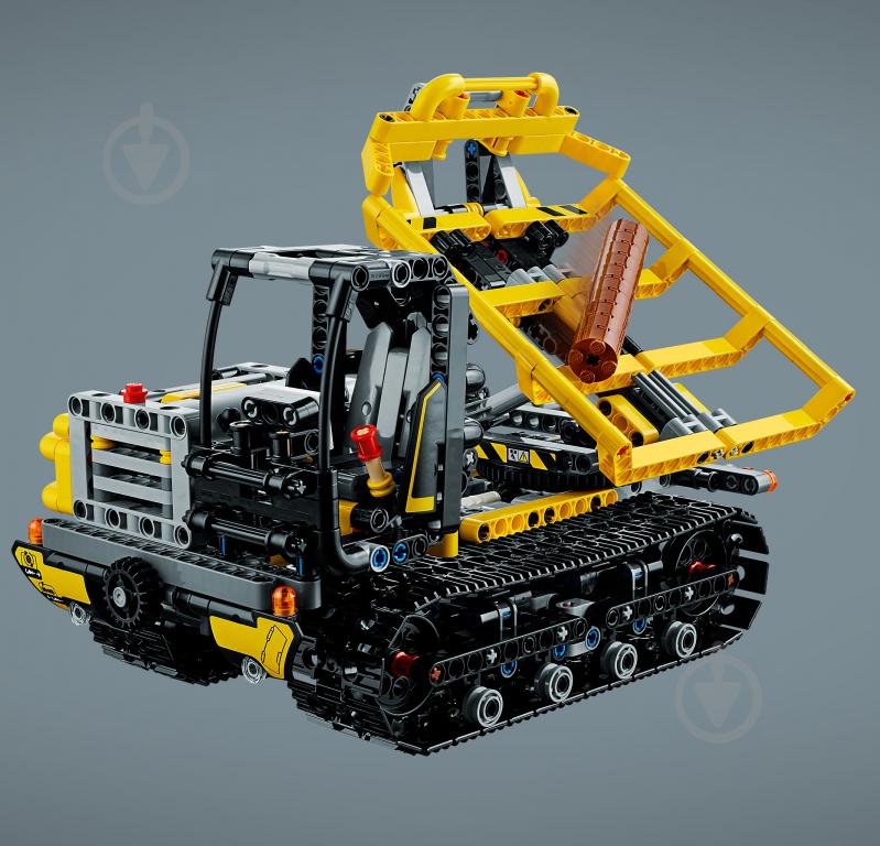 Конструктор LEGO Technic Гусеничный погрузчик 42094 - фото 17