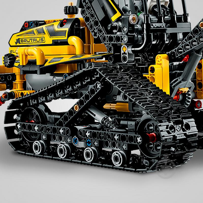 Конструктор LEGO Technic Гусеничный погрузчик 42094 - фото 23