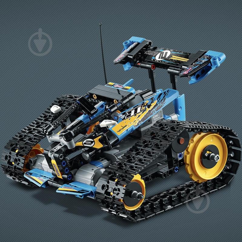 Конструктор LEGO Technic Каскадерський гоночний автомобіль на радіоуправлінні 42095 - фото 14