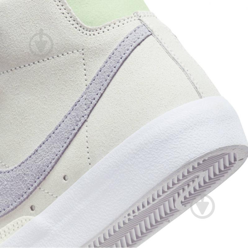 Кросівки жіночі Nike WMNS BLAZER MID '77 FN7775-100 р.36,5 різнокольорові - фото 8