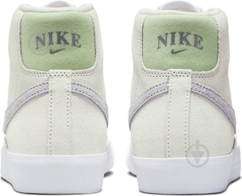 Кросівки жіночі Nike WMNS BLAZER MID '77 FN7775-100 р.36,5 різнокольорові - фото 9