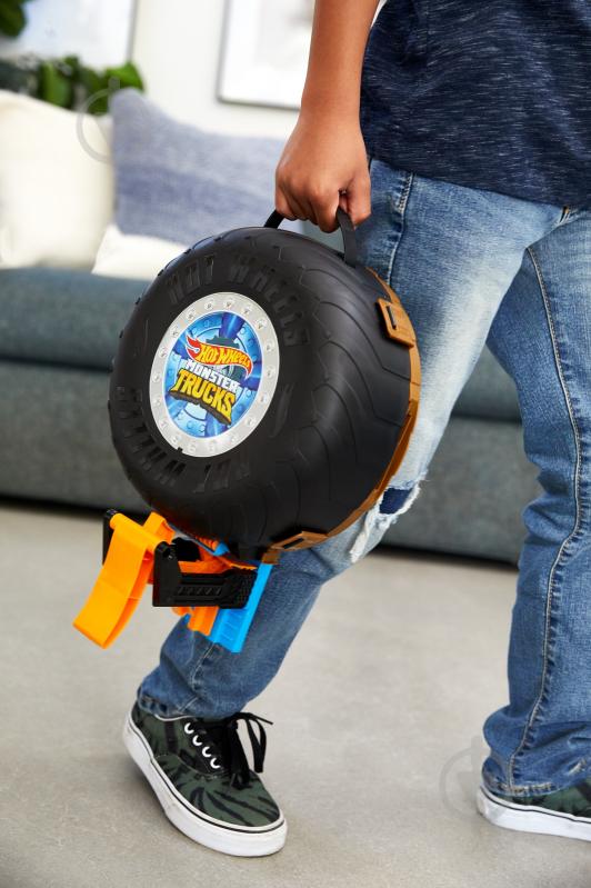Трек Hot Wheels "Трюки в шине" серии "Monster Trucks" GVK48 - фото 10