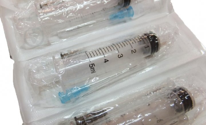 Шприц MP MedPlast 5 мл ін'єкційний гіподермальний 3-компонентний з двома голками 22G і 23G стерильний 1 шт - фото 2