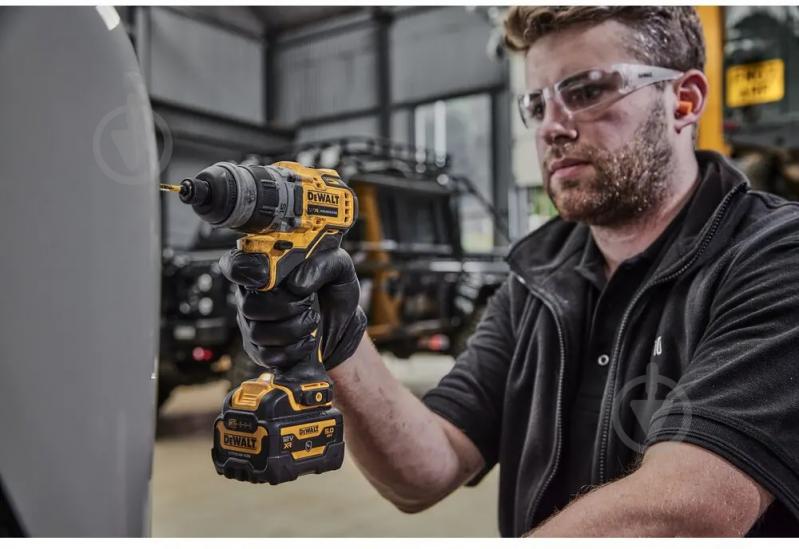 Шуруповерт аккумуляторный DeWalt DCD703NT - фото 7