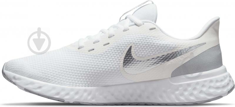 Кросівки жіночі літні Nike Revolution 5 BQ3207-100 р.38,5 білі - фото 4