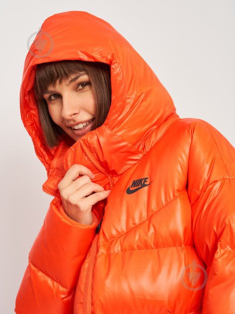 Пальто жіноче Nike TF CITY HD PARKA DH4081-869 р.S червоне - фото 4