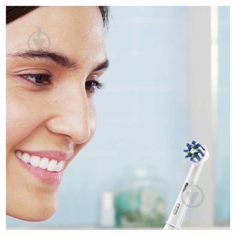 Электрическая зубная щетка Oral-B Vitality Pro Protect X Clean Голубая - фото 8
