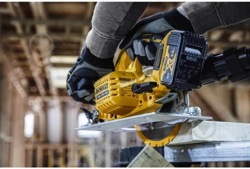 Пилка дискова DeWalt DCS570N+DCB187 - фото 9