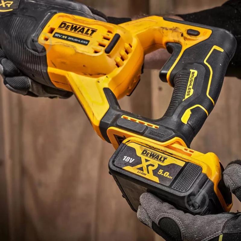 Пила сабельная DeWalt DCS382N - фото 6