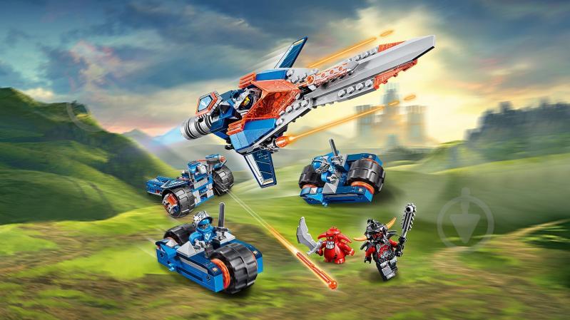 Конструктор LEGO Nexo Knights Устрашающий разрушитель Клэя 70315 - фото 11