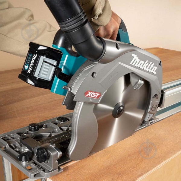 Пила дисковая Makita аккумуляторная ручная XGT 36В 235 мм HS009GZ - фото 2