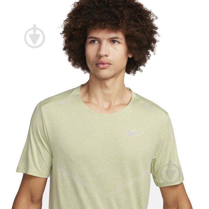 Футболка Nike M NK DF RISE 365 SS CZ9184-371 р.2XL зелений - фото 3