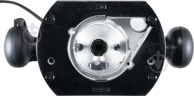 Фрезер Makita RP1111C - фото 5