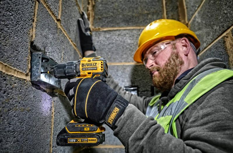 Шуруповерт аккумуляторный DeWalt DCD708D2T - фото 4