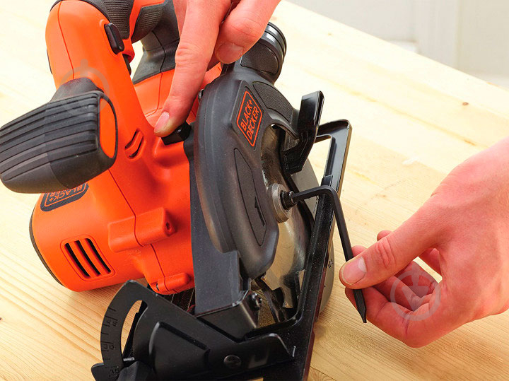 Пила дисковая Black+Decker BDCCS18N - фото 6