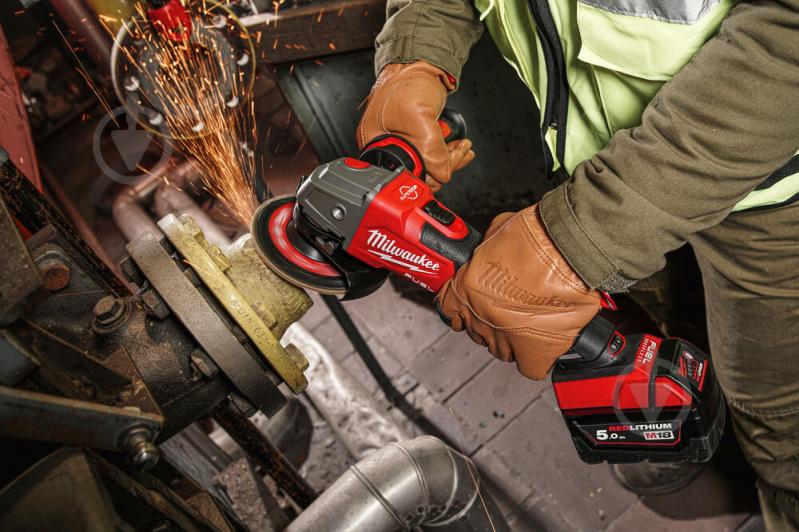 Болгарка (угловая шлифмашина) Milwaukee M18 FSAGV125XB-0X 4933478436 - фото 2