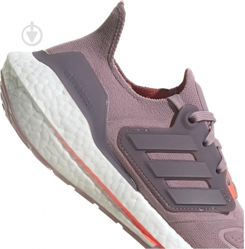 Кроссовки жіночі Adidas Ultraboost 22 GX5588 р.40 2/3 - фото 7