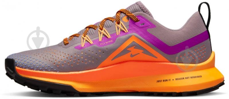 Кроссовки женские Nike REACT PEGASUS TRAIL 4 DJ6159-500 р.38,5 фиолетовые - фото 4 Кроссовки женские Nike REACT PEGASUS TRAIL 4 DJ6159-500 р.38,5 фиолетовые - фото 4