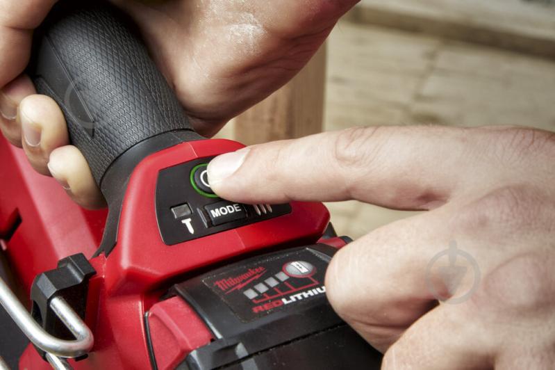 Степлер аккумуляторный Milwaukee M18 FFN-0C 4933471406 - фото 3