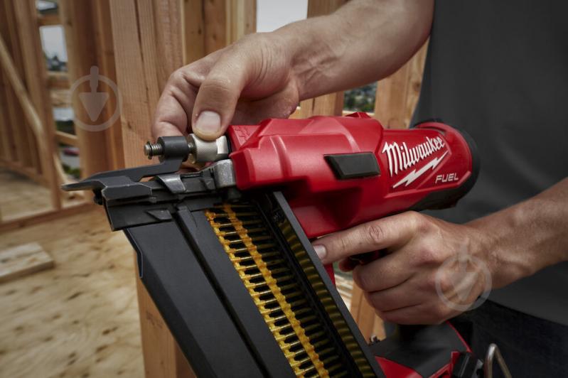 Степлер аккумуляторный Milwaukee M18 FFN-0C 4933471406 - фото 4